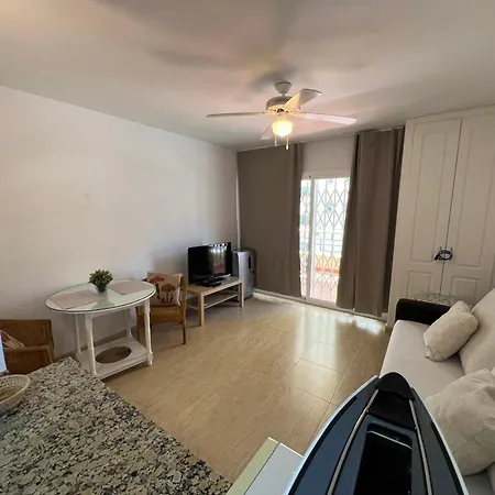 Magnifico En La Carihuela, Torremolino Торремолинос