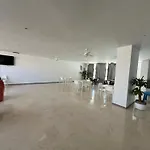 Magnifico En La Carihuela, Torremolino Торремолинос